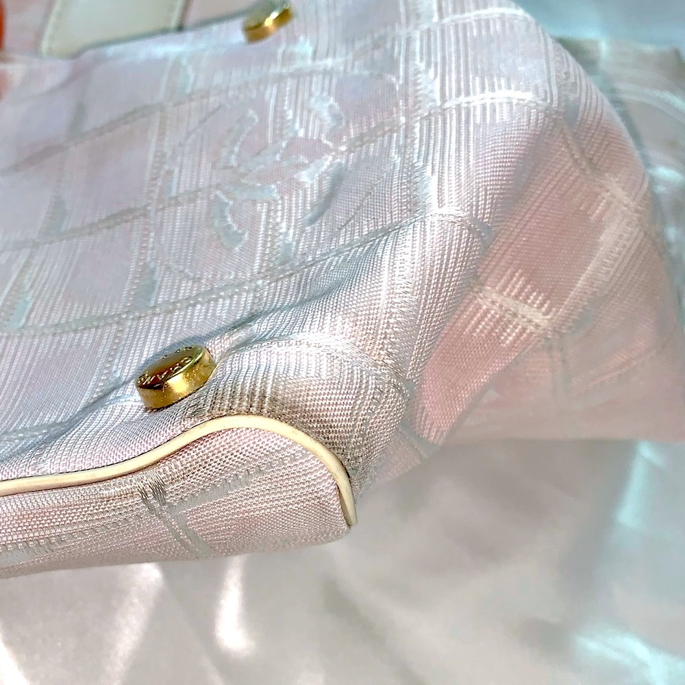 🎀SOLD🎀 Chanel Travel Tote Bag - Picture 5 of 14